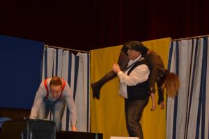 Z izkupičkom predstave pomagali sokrajanu 3